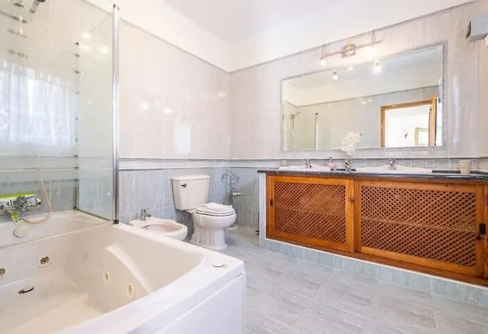 Casa Bella Vista - Fantastic Spacious With Beautiful Views Views Of The Algarvian Mountains, Monchique