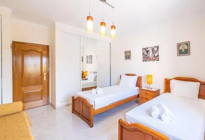 Casa Bella Vista - Fantastic Spacious With Beautiful Views Views Of The Algarvian Mountains, Monchique *