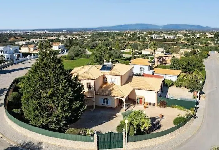 Casa Bella Vista - Fantastic Spacious With Beautiful Views Views Of The Algarvian Mountains, Monchique *