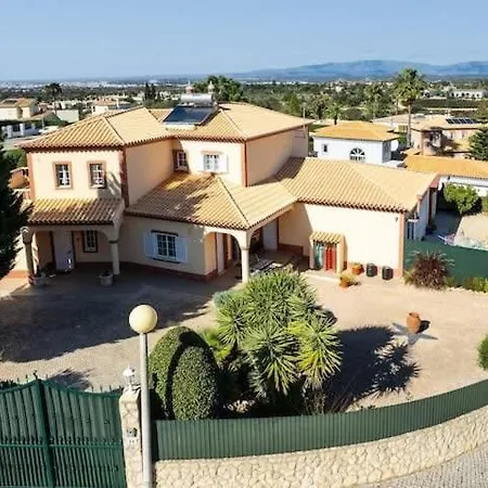 Casa Bella Vista - Fantastic Spacious With Beautiful Views Views Of The Algarvian Mountains, Monchique