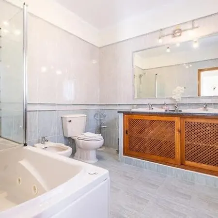 Casa Bella Vista - Fantastic Spacious With Beautiful Views Views Of The Algarvian Mountains, Monchique