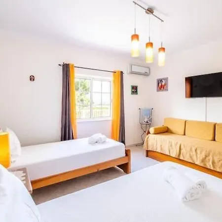 Vakantiehuis Casa Bella Vista - Fantastic Spacious With Beautiful Views Views Of The Algarvian Mountains, Monchique *